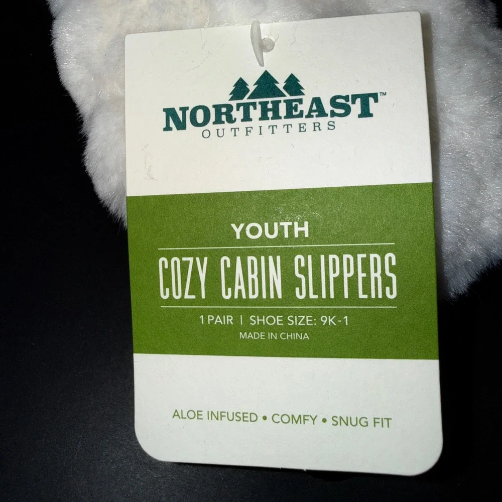 Northeast Outfitters Cozy Cabin Slippers Youth XS 9K-1 Cream New Aloe Infu Heart